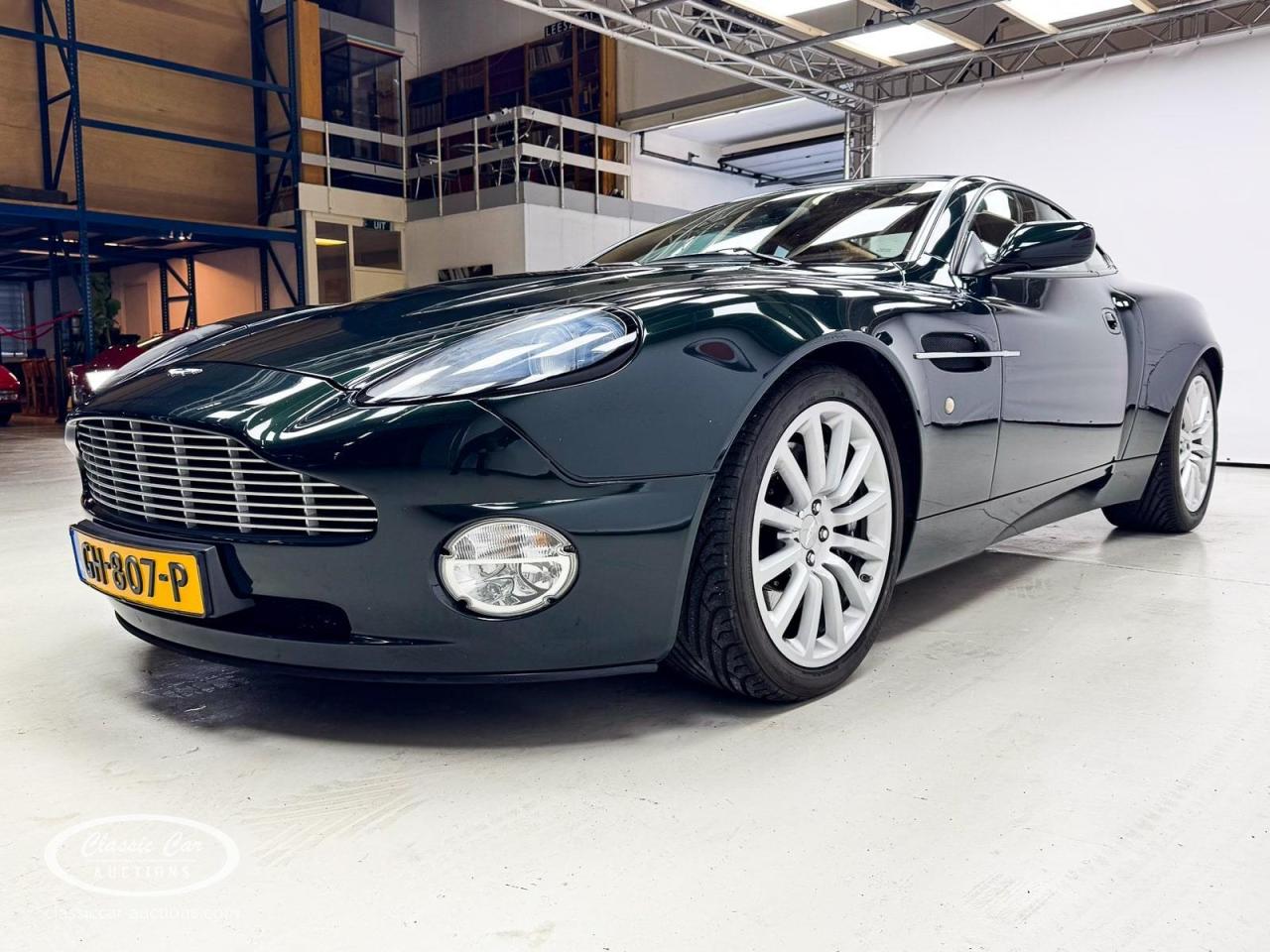 2003 Aston Martin Vanquish