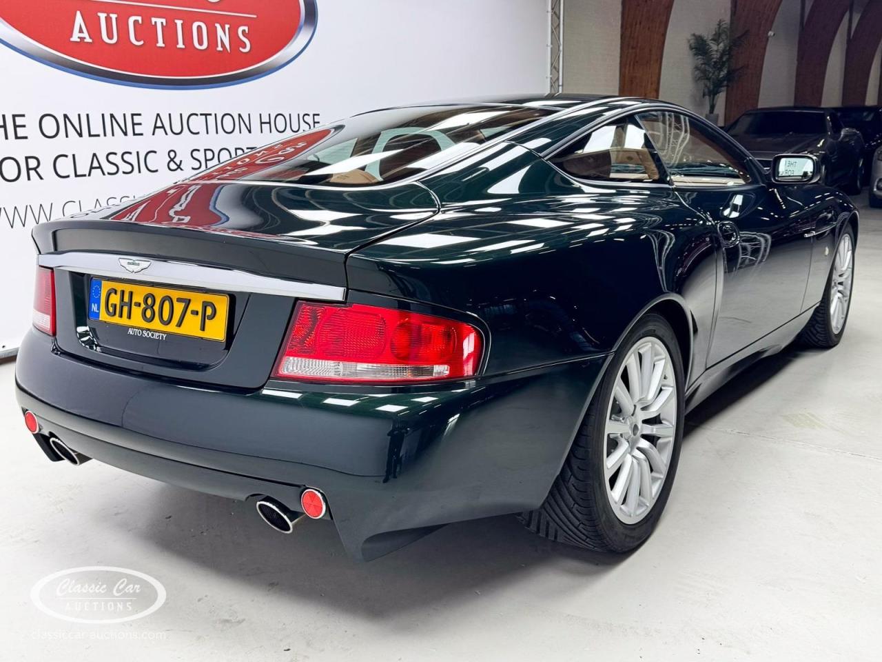 2003 Aston Martin Vanquish