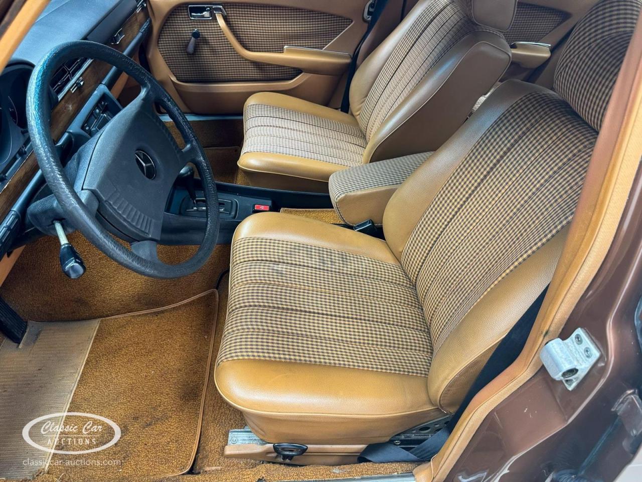 1977 Mercedes - Benz 280S