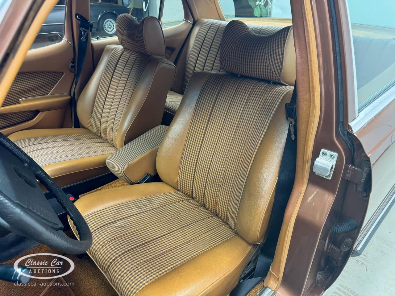 1977 Mercedes - Benz 280S