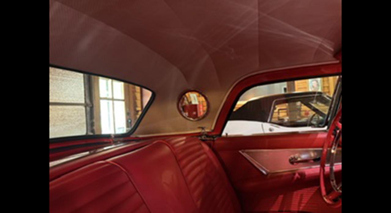 1957 Ford Thunderbird