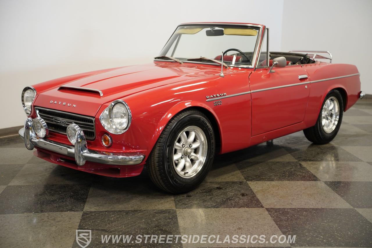 1969 Datsun 2000