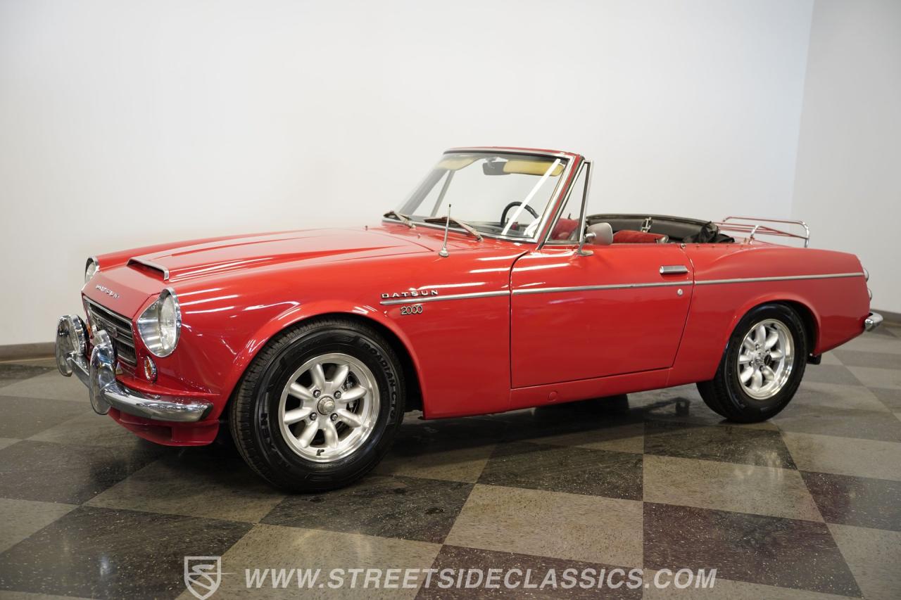 1969 Datsun 2000