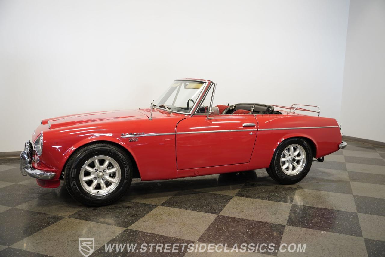 1969 Datsun 2000