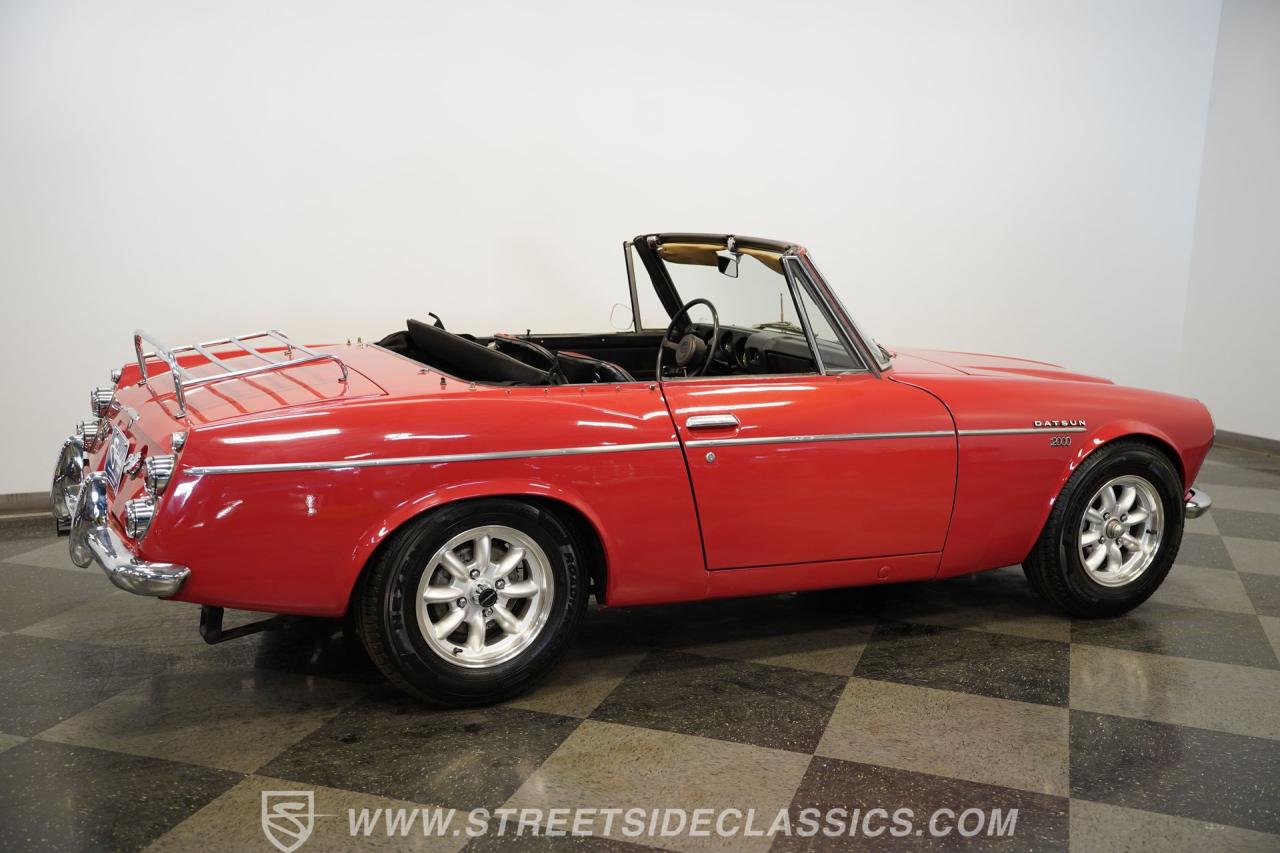 1969 Datsun 2000