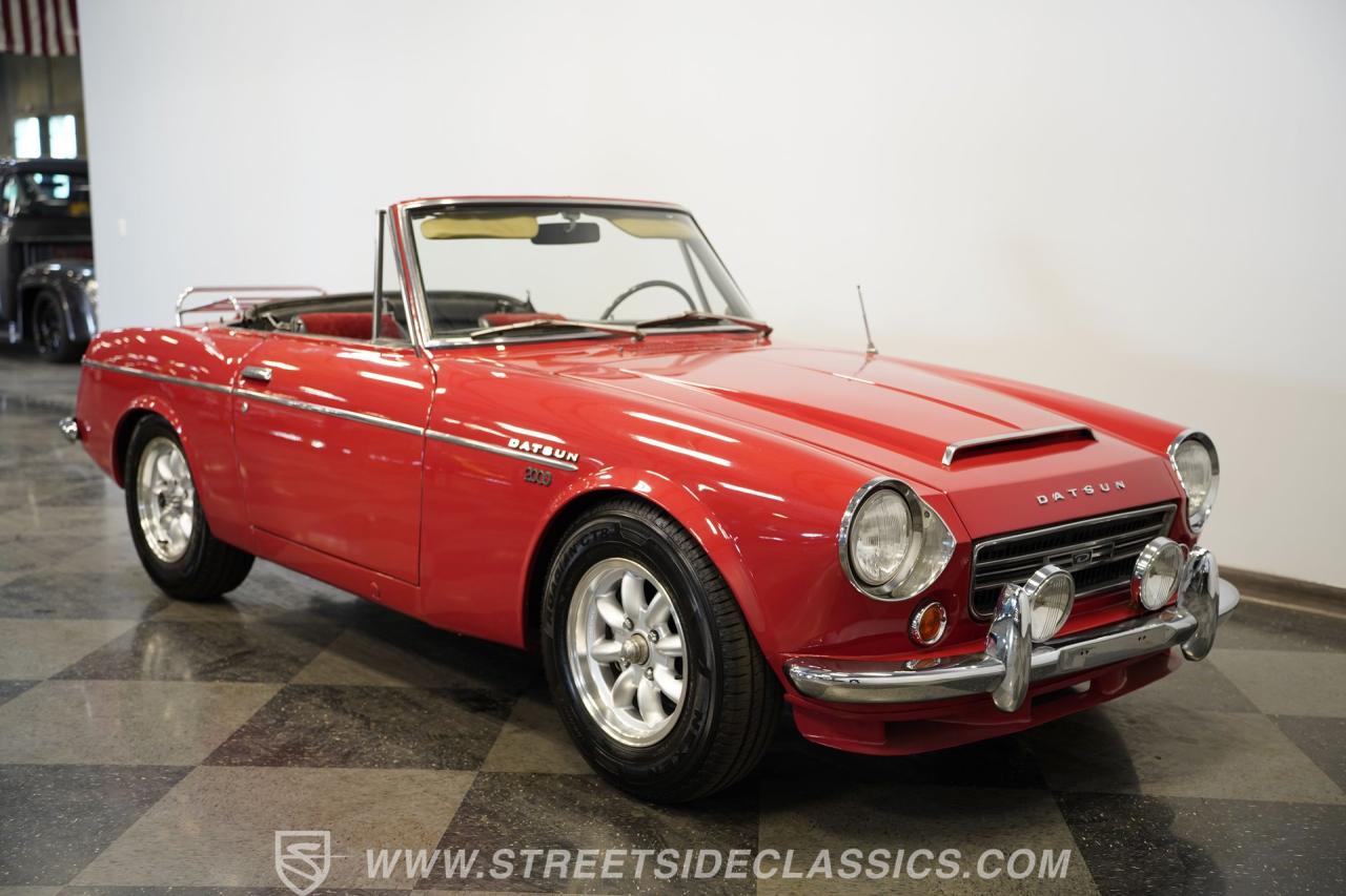 1969 Datsun 2000