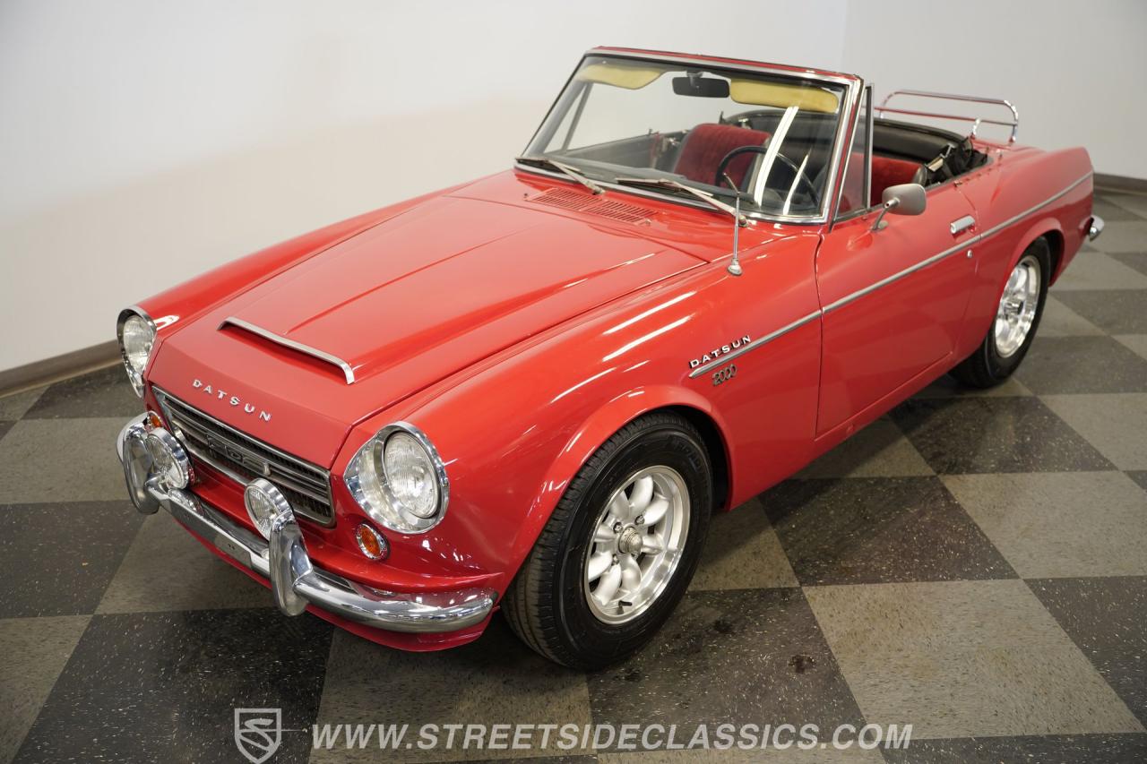 1969 Datsun 2000