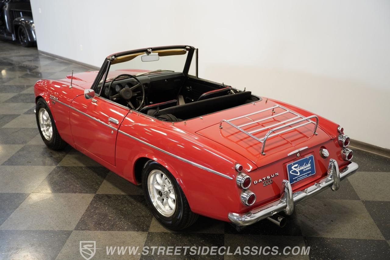 1969 Datsun 2000