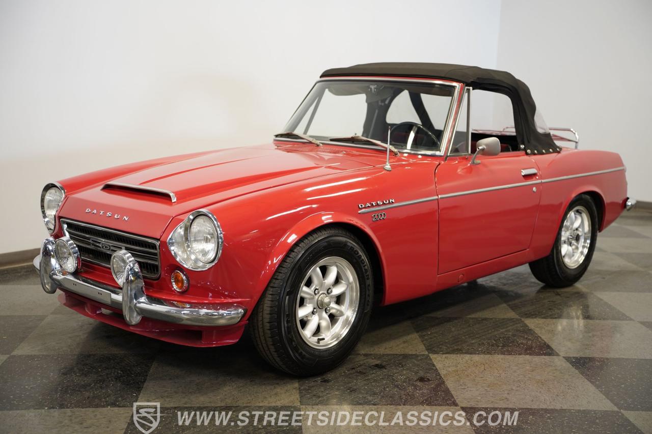1969 Datsun 2000