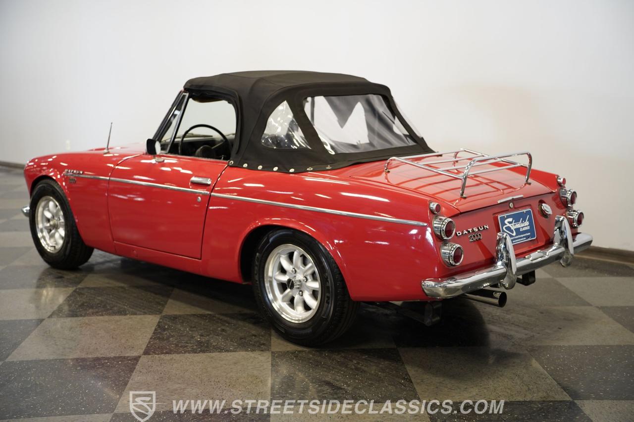 1969 Datsun 2000