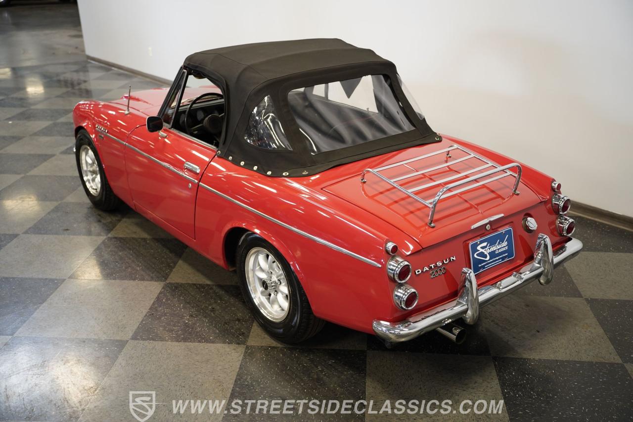 1969 Datsun 2000