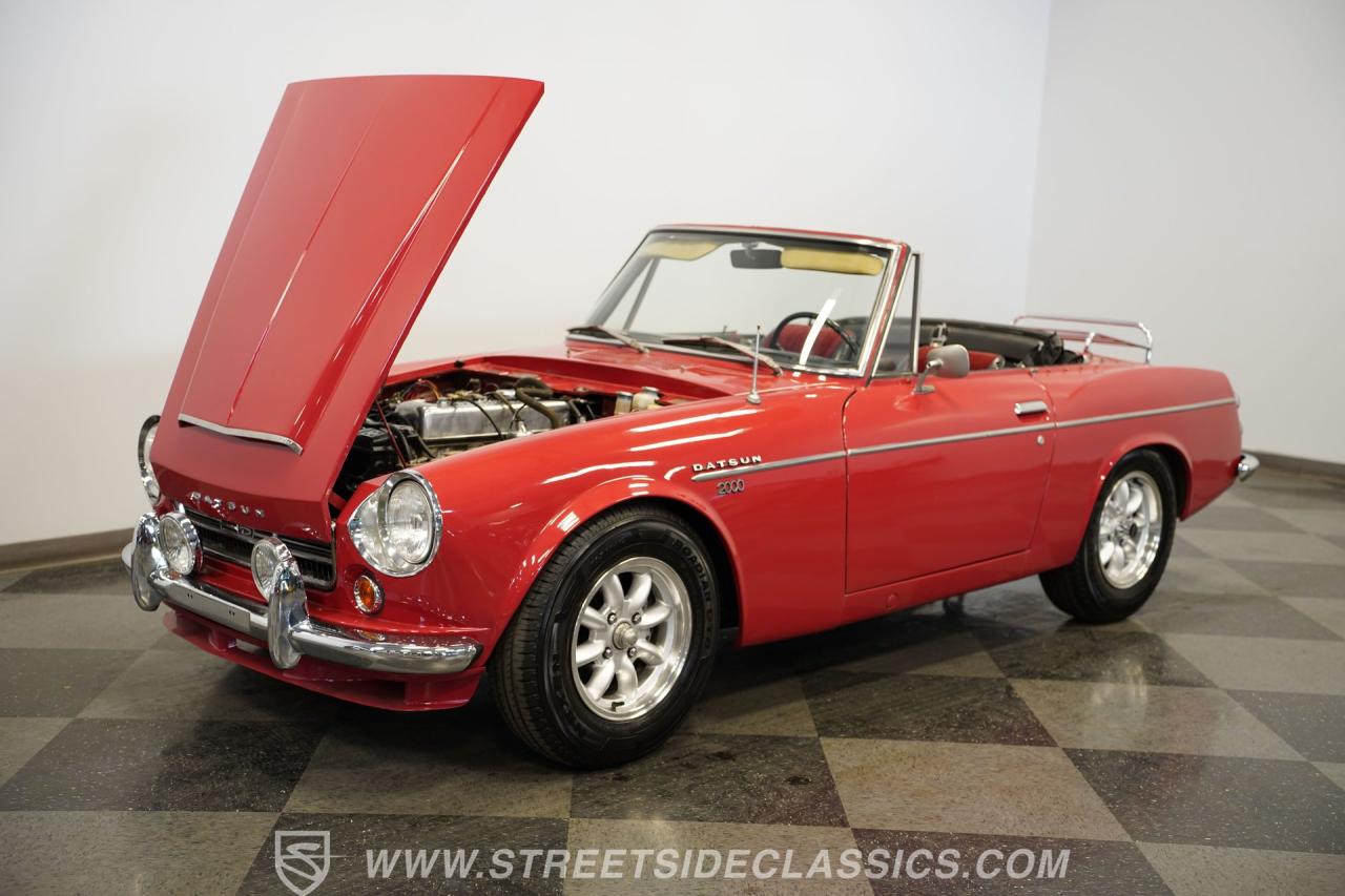 1969 Datsun 2000