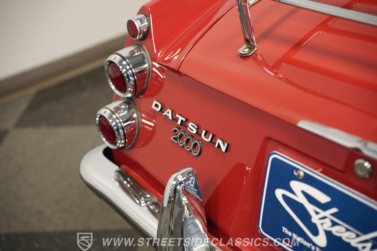 1969 Datsun 2000