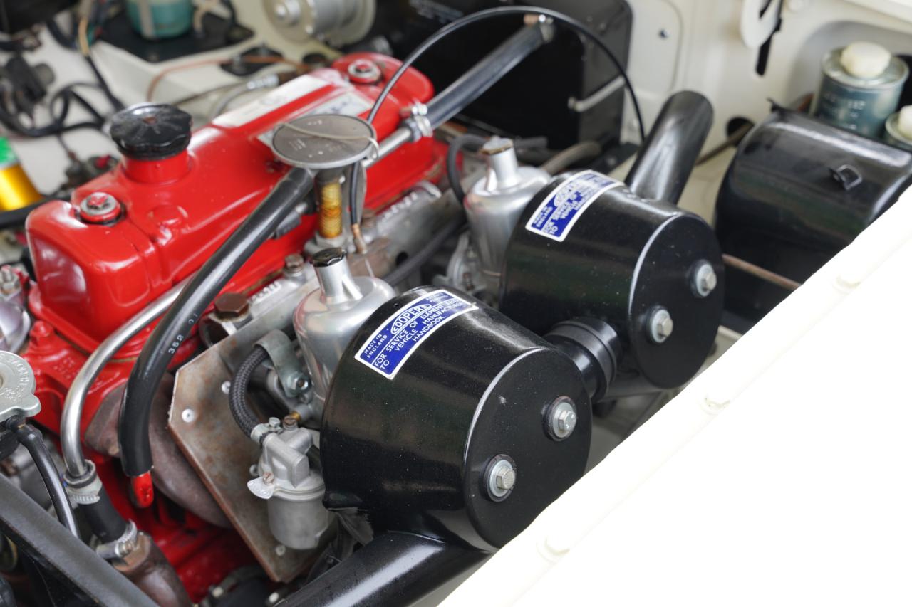 1966 MG B MkI Roadster &ldquo;The steel-dash&rdquo;