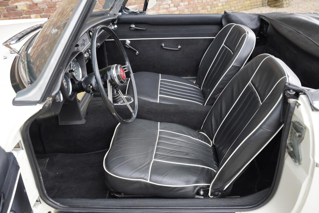 1966 MG B MkI Roadster &ldquo;The steel-dash&rdquo;