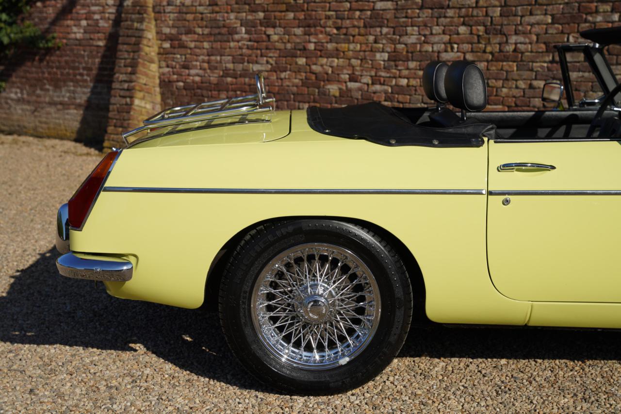 1977 MG B Roadster Overdrive