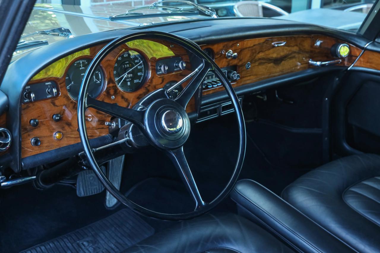 1965 Rolls - Royce Mulliner Parkward Silver Cloud III Coupe &ldquo;Chinese Eye with grandeur&rdquo;