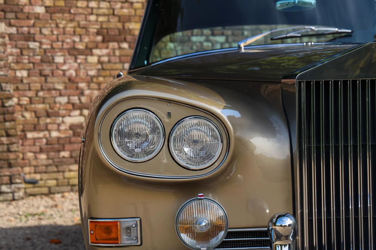1965 Rolls - Royce Mulliner Parkward Silver Cloud III Coupe &ldquo;Chinese Eye with grandeur&rdquo;