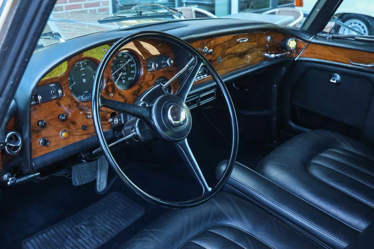 1965 Rolls - Royce Mulliner Parkward Silver Cloud III Coupe &ldquo;Chinese Eye with grandeur&rdquo;