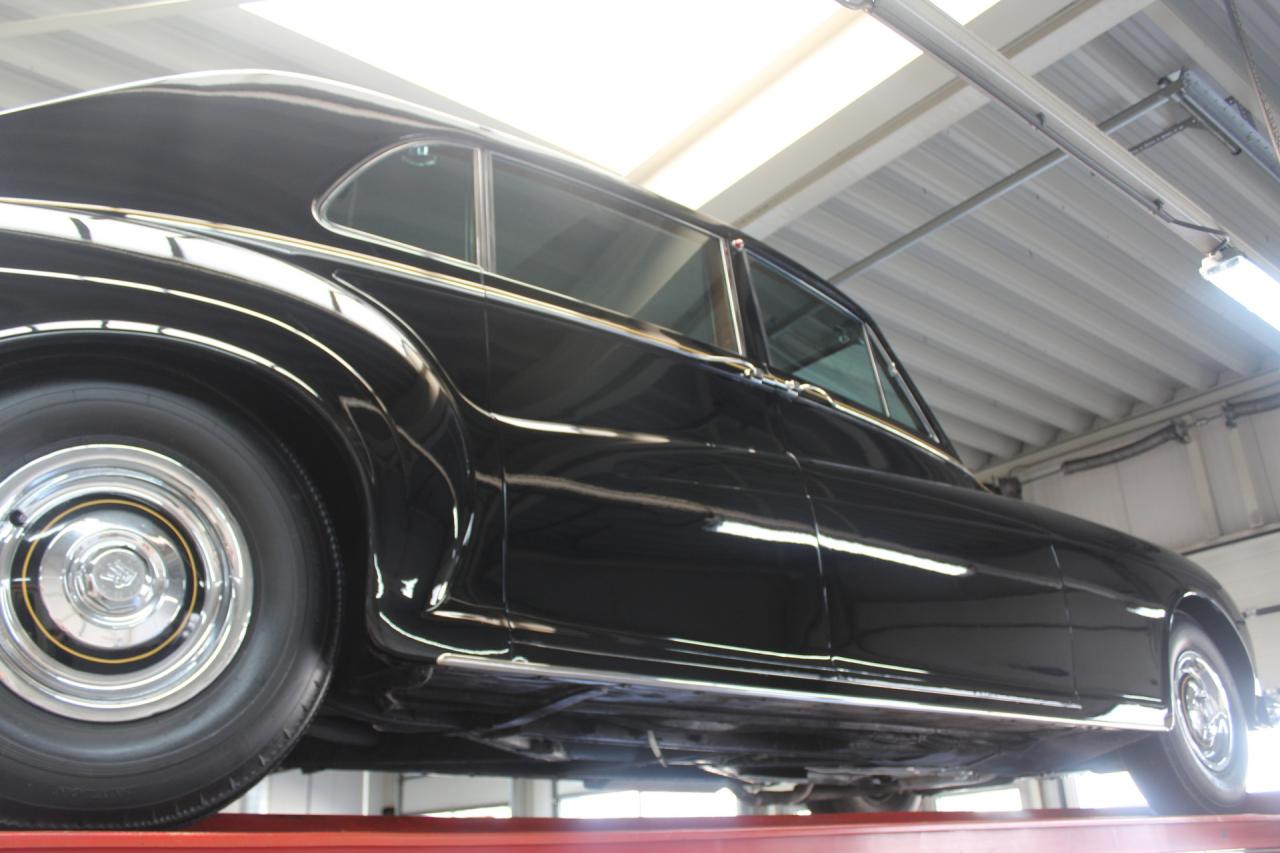 1962 Rolls - Royce Phantom V by James Young &ldquo;The Paris Salon-Porte de Versailles&rdquo;
