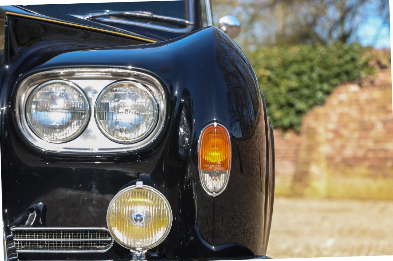 1962 Rolls - Royce Phantom V by James Young &ldquo;The Paris Salon-Porte de Versailles&rdquo;