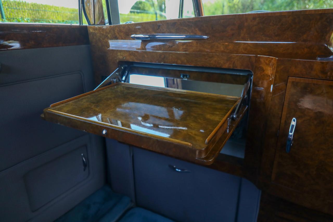 1962 Rolls - Royce Phantom V by James Young &ldquo;The Paris Salon-Porte de Versailles&rdquo;
