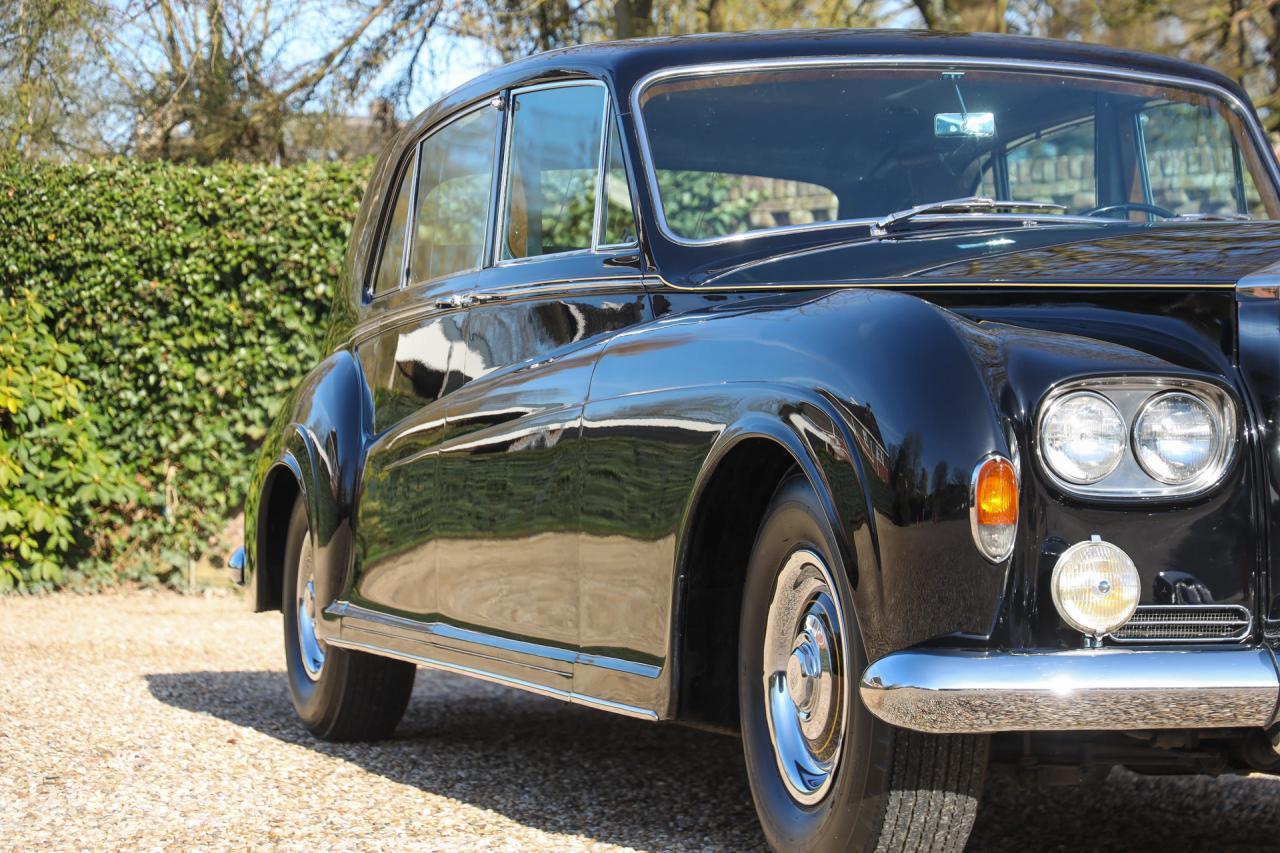 1962 Rolls - Royce Phantom V by James Young &ldquo;The Paris Salon-Porte de Versailles&rdquo;