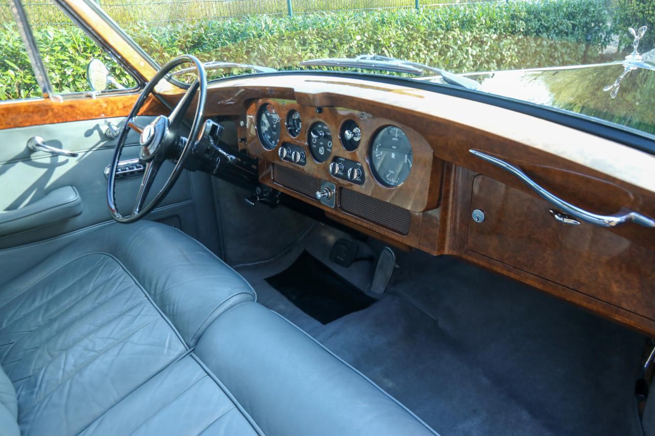 1962 Rolls - Royce Phantom V by James Young &ldquo;The Paris Salon-Porte de Versailles&rdquo;