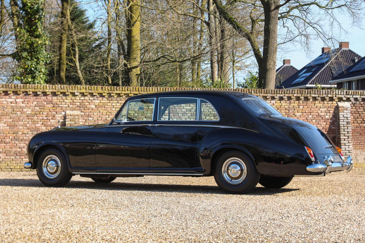 1962 Rolls - Royce Phantom V by James Young &ldquo;The Paris Salon-Porte de Versailles&rdquo;
