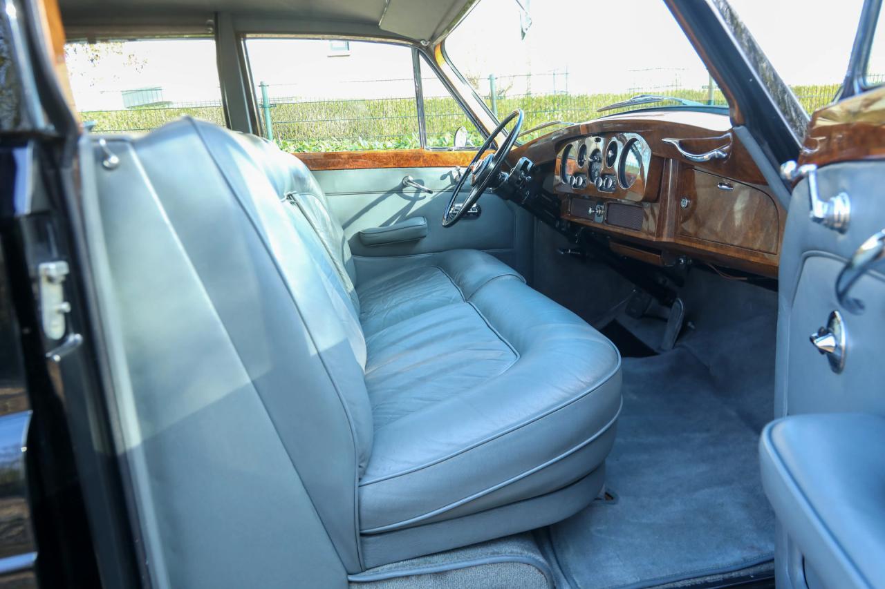1962 Rolls - Royce Phantom V by James Young &ldquo;The Paris Salon-Porte de Versailles&rdquo;