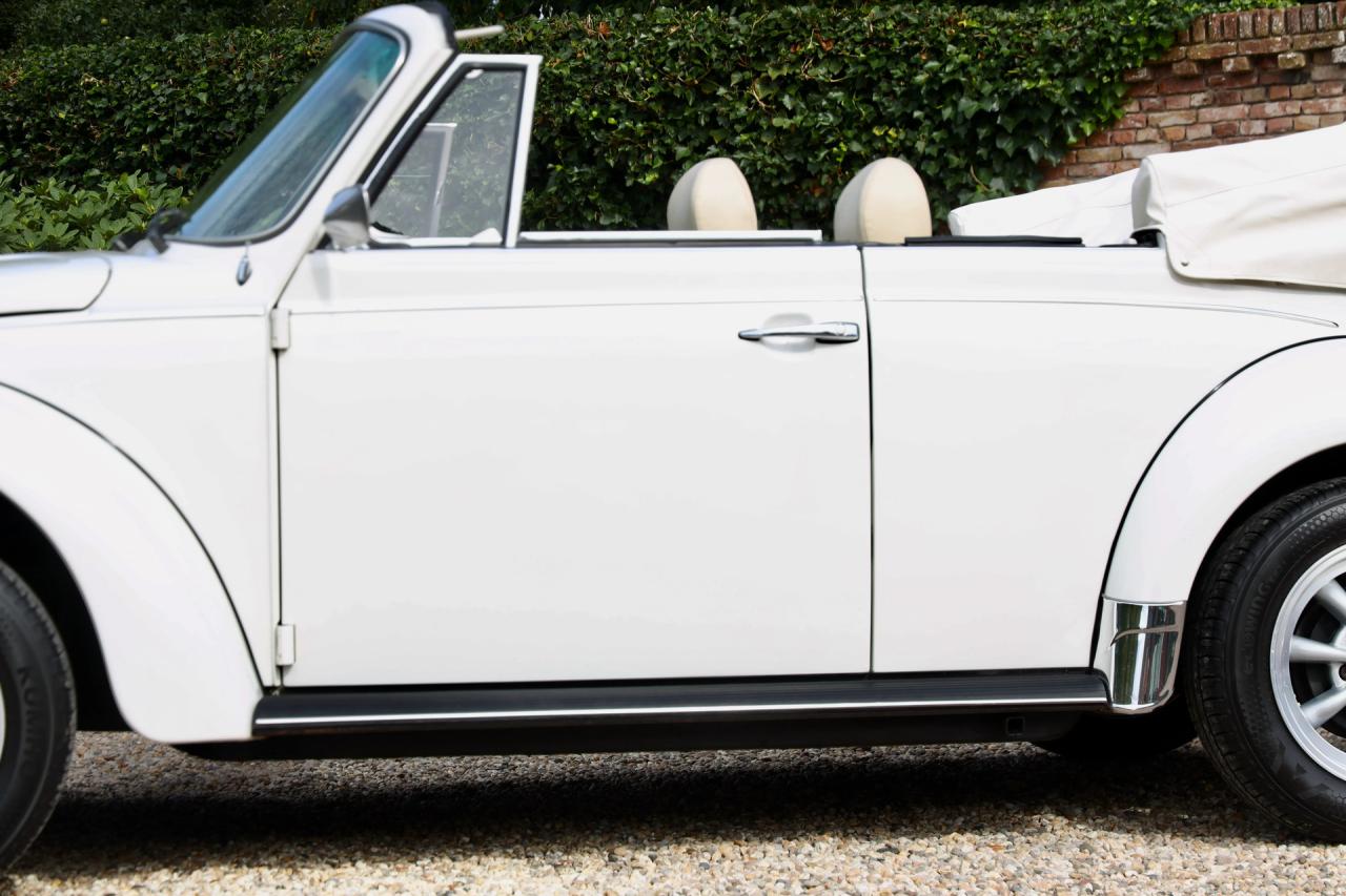 1977 Volkswagen Beetle 1303 Convertible &ldquo;Champagne Limited Edition&rdquo;