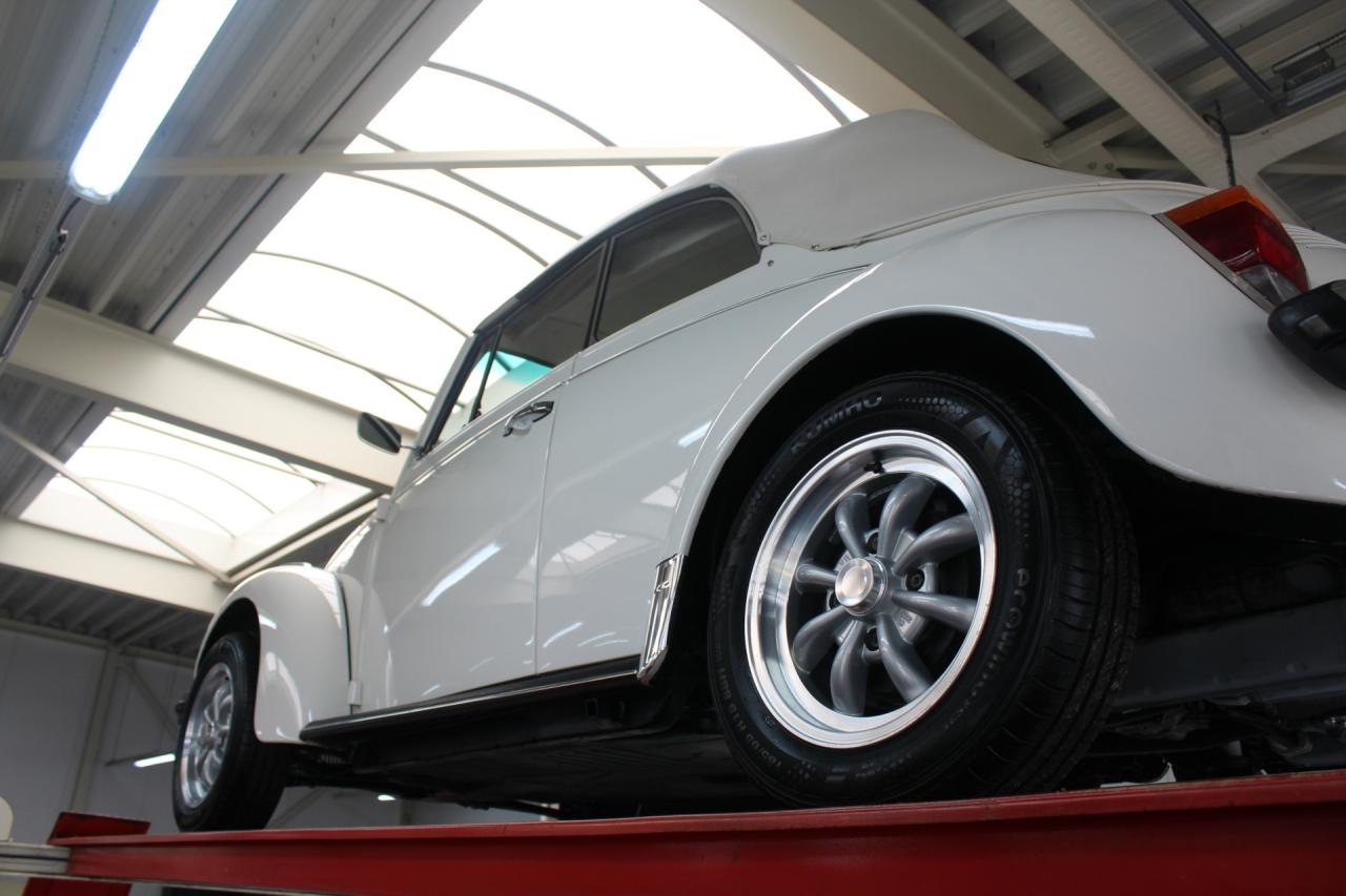 1977 Volkswagen Beetle 1303 Convertible &ldquo;Champagne Limited Edition&rdquo;