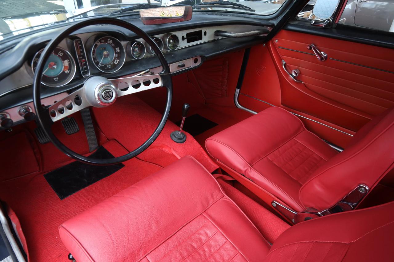 1966 Volvo P1800S &ldquo;Restored with sympathy&rdquo;