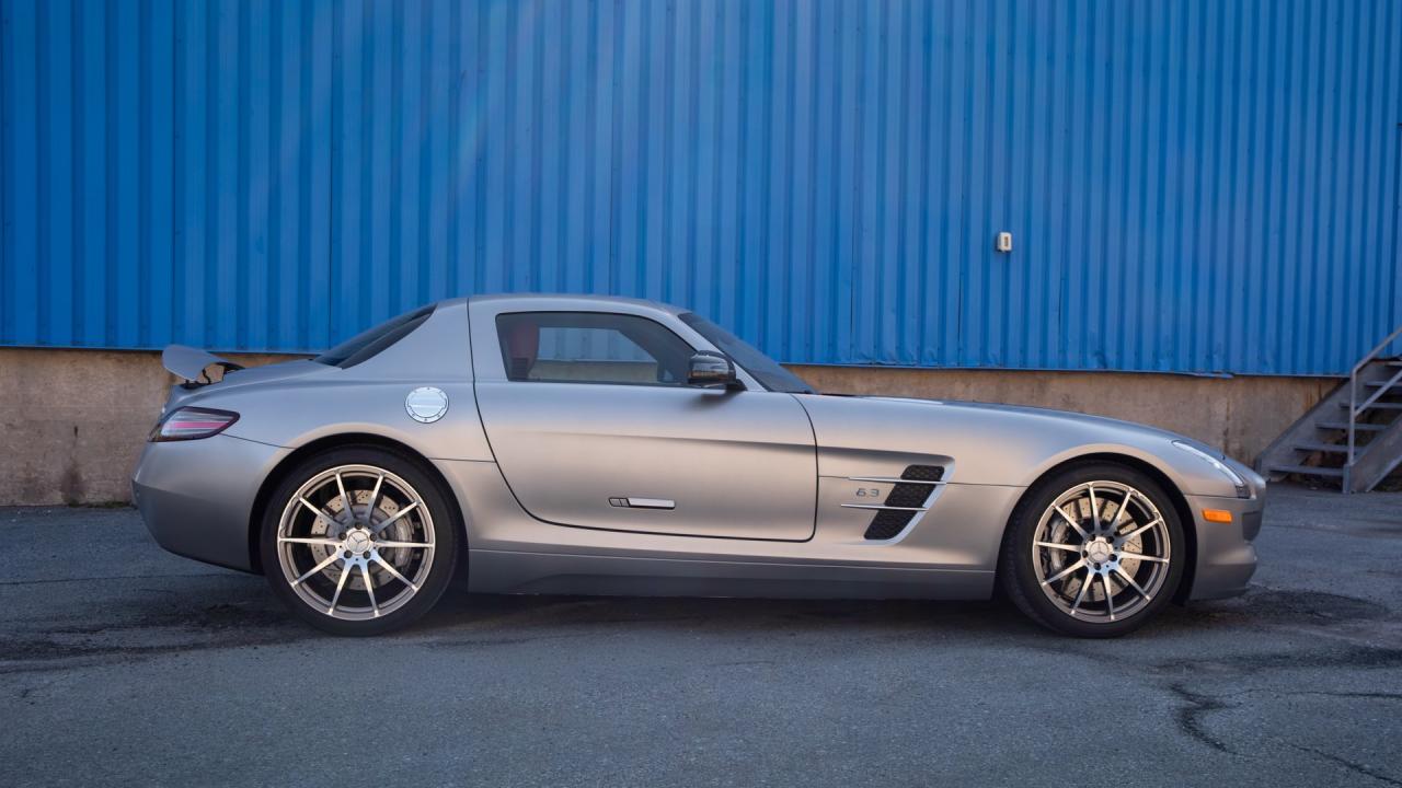 2011 Mercedes - Benz SLS AMG Coupe