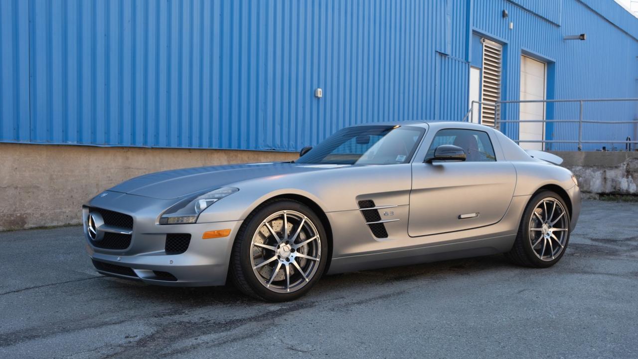 2011 Mercedes - Benz SLS AMG Coupe