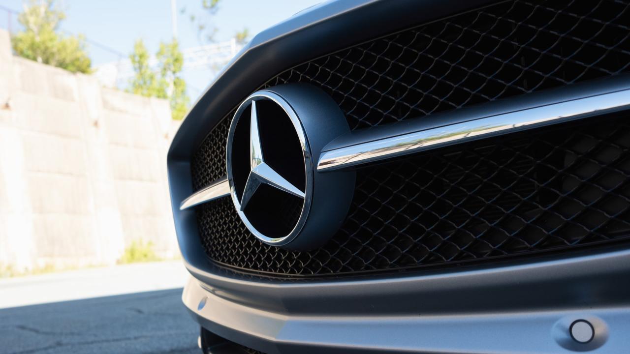 2011 Mercedes - Benz SLS AMG Coupe