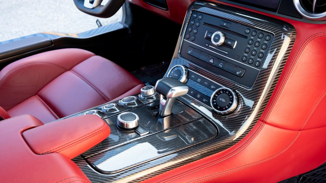 2011 Mercedes - Benz SLS AMG Coupe