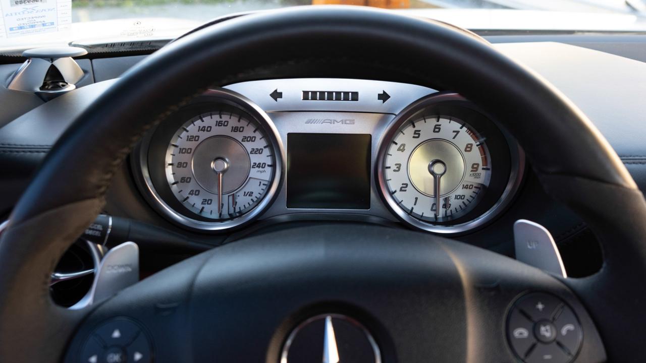 2011 Mercedes - Benz SLS AMG Coupe