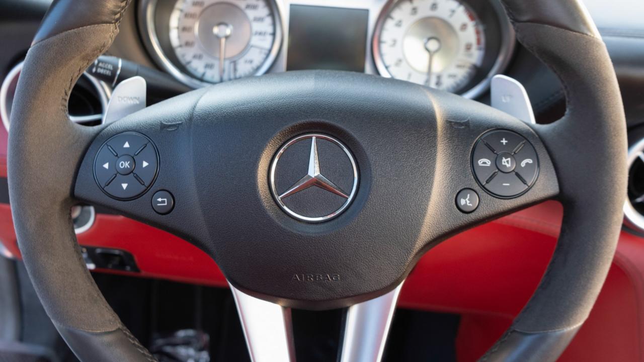 2011 Mercedes - Benz SLS AMG Coupe