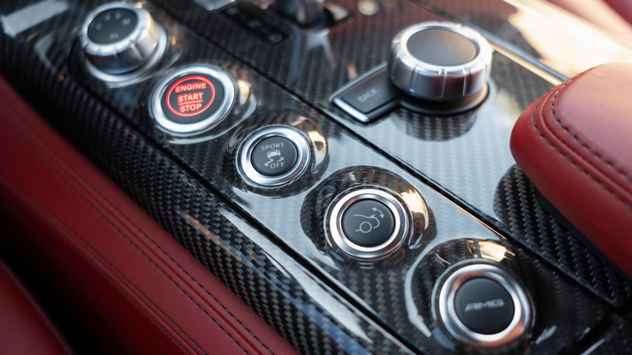 2011 Mercedes - Benz SLS AMG Coupe