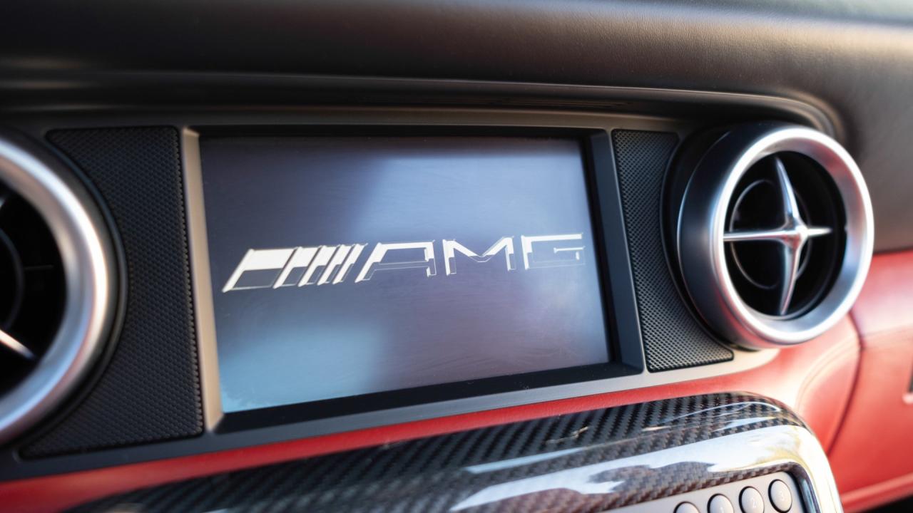 2011 Mercedes - Benz SLS AMG Coupe