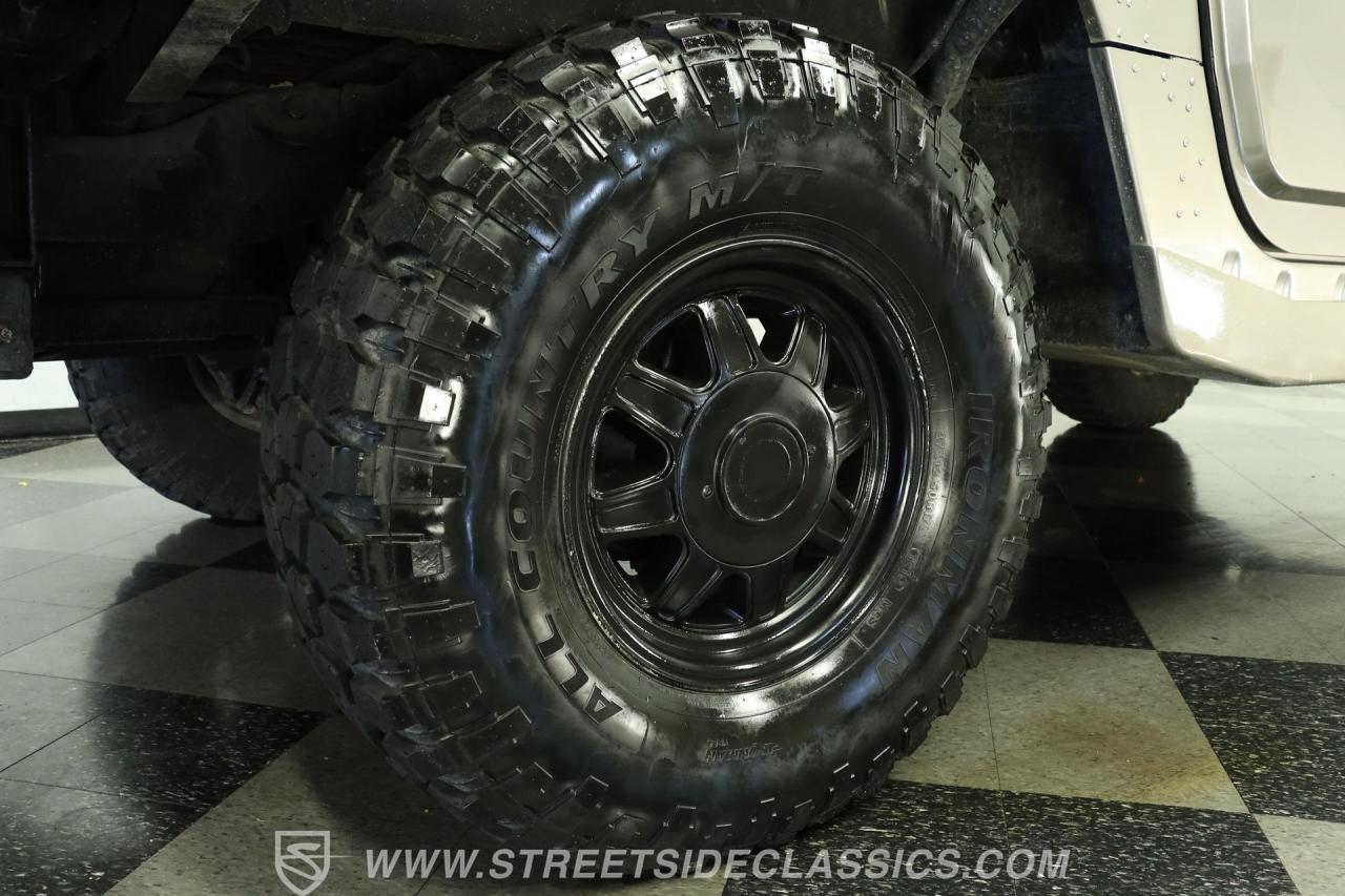 2000 AM General Hummer H1