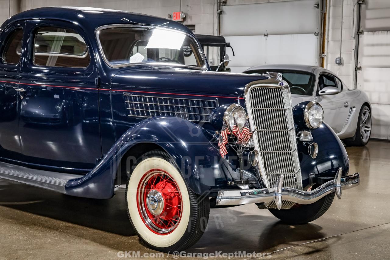 1935 Ford Model 48