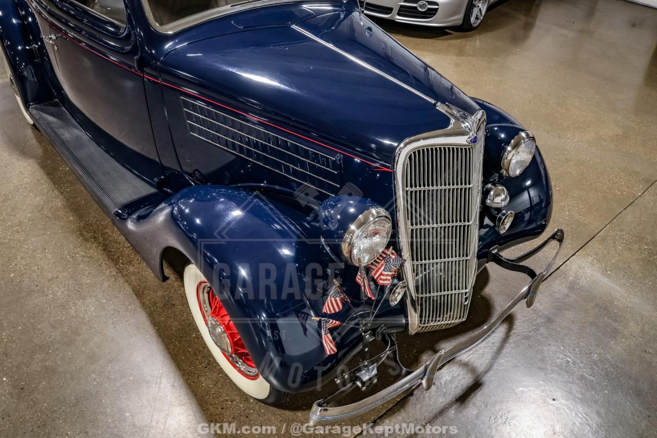 1935 Ford Model 48