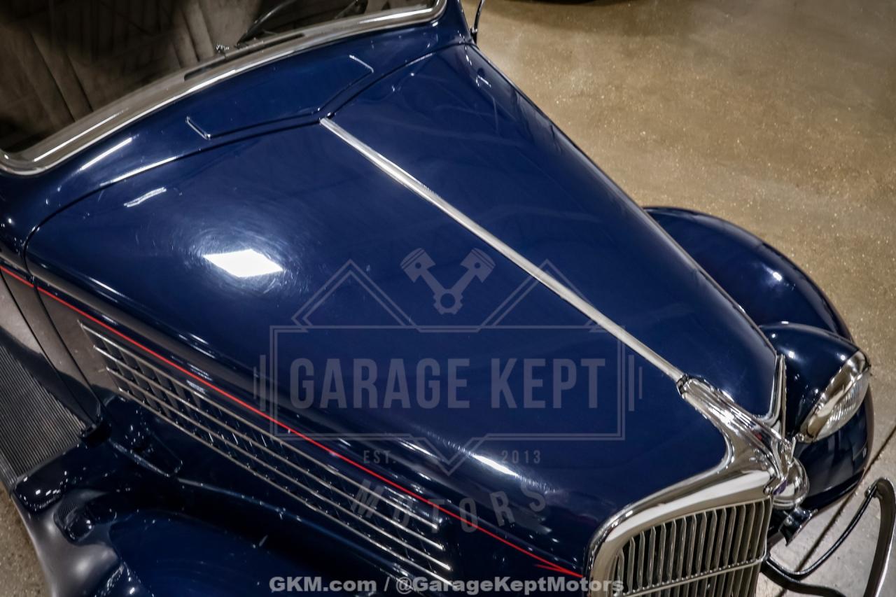 1935 Ford Model 48
