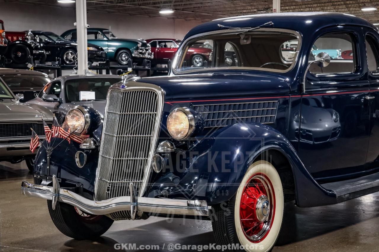 1935 Ford Model 48