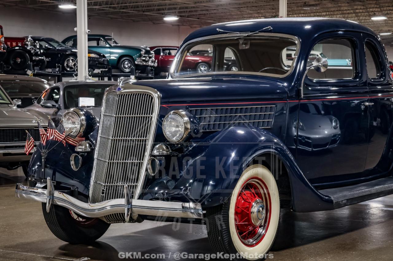 1935 Ford Model 48