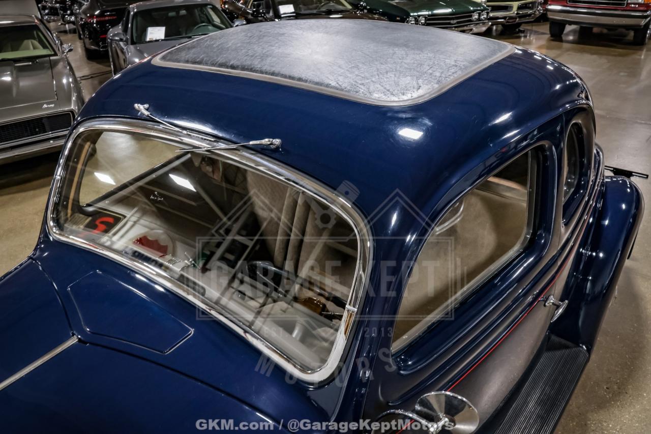 1935 Ford Model 48