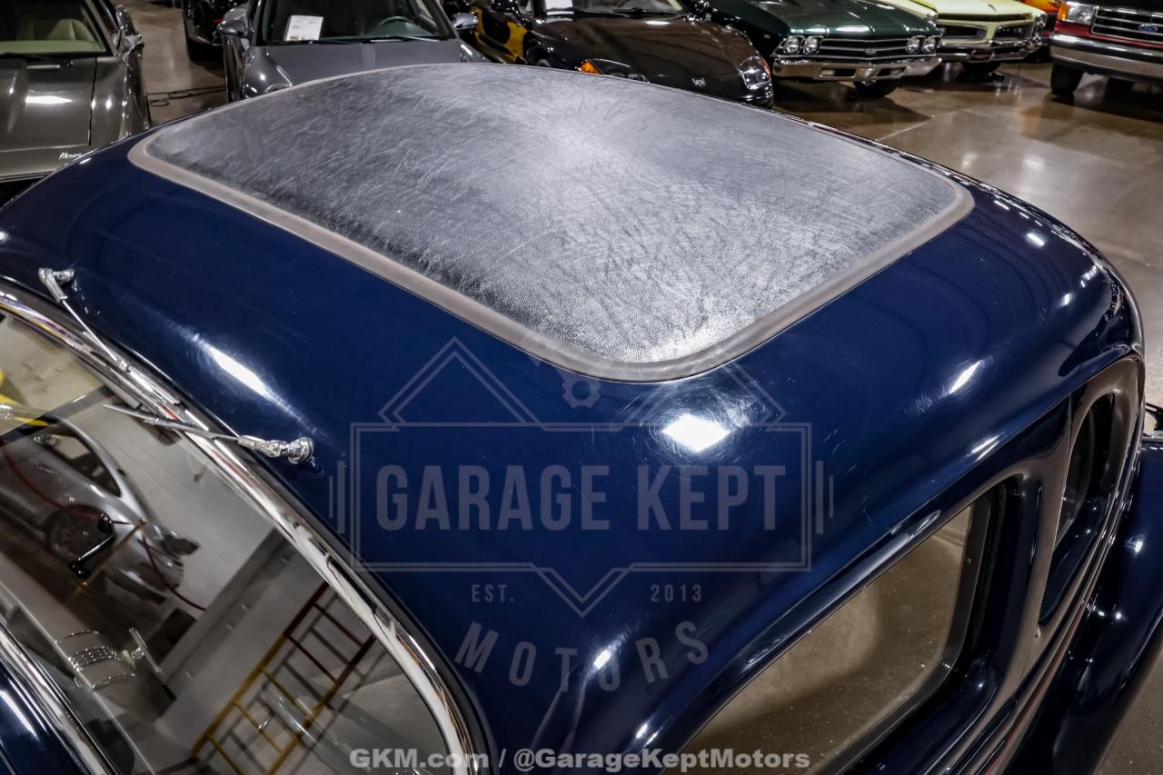 1935 Ford Model 48