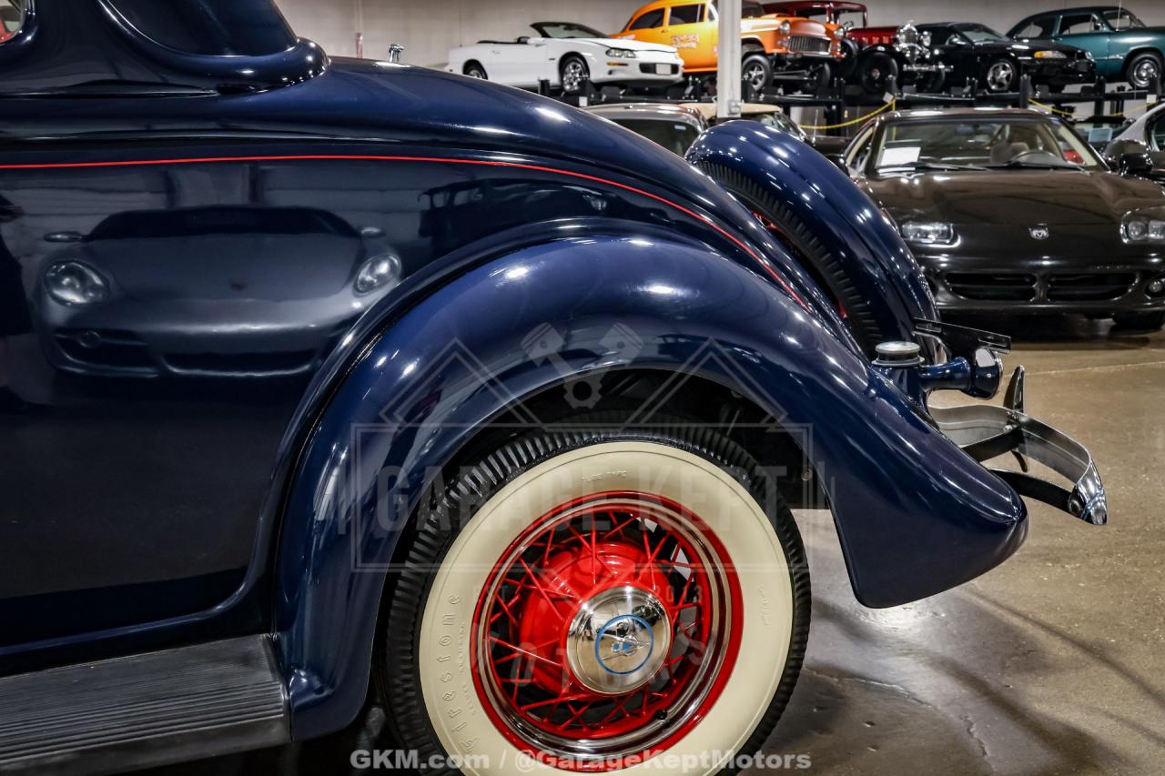 1935 Ford Model 48